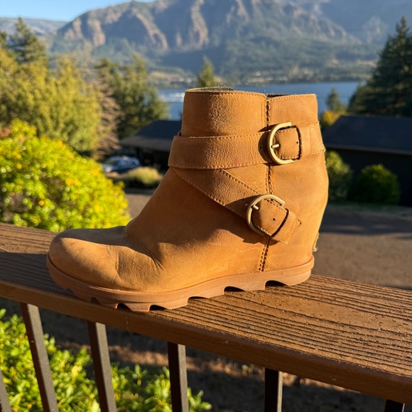 SOREL Joan of Arctic Wedge Buckle Boots Tan Size 12 - Picture 4 of 7